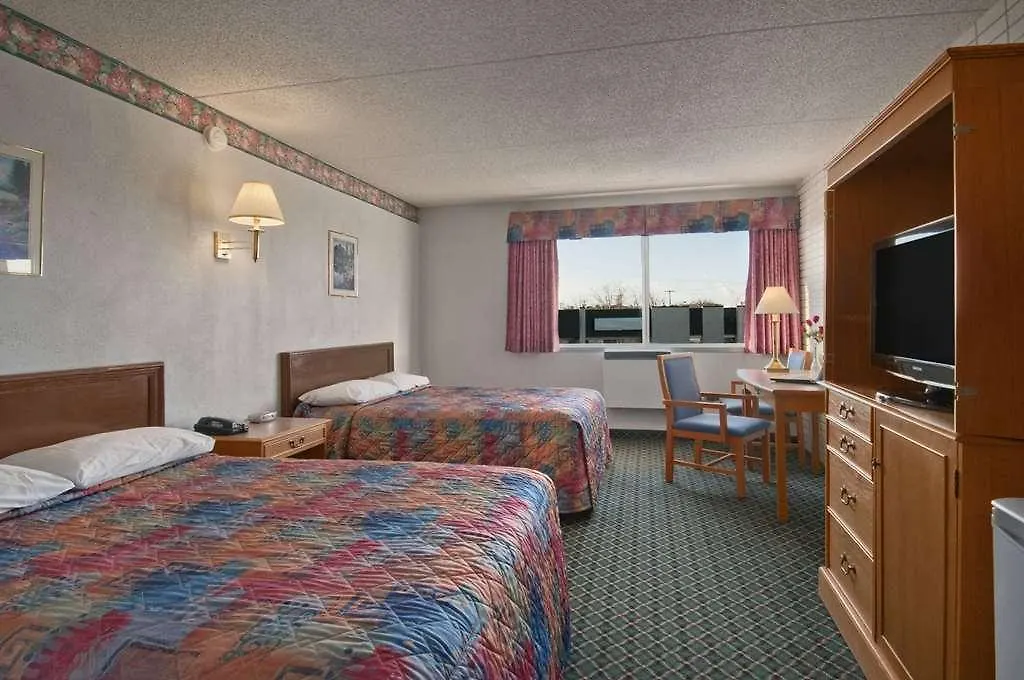 ** Hotel Travelodge By Wyndham Winnipeg Airport Canada