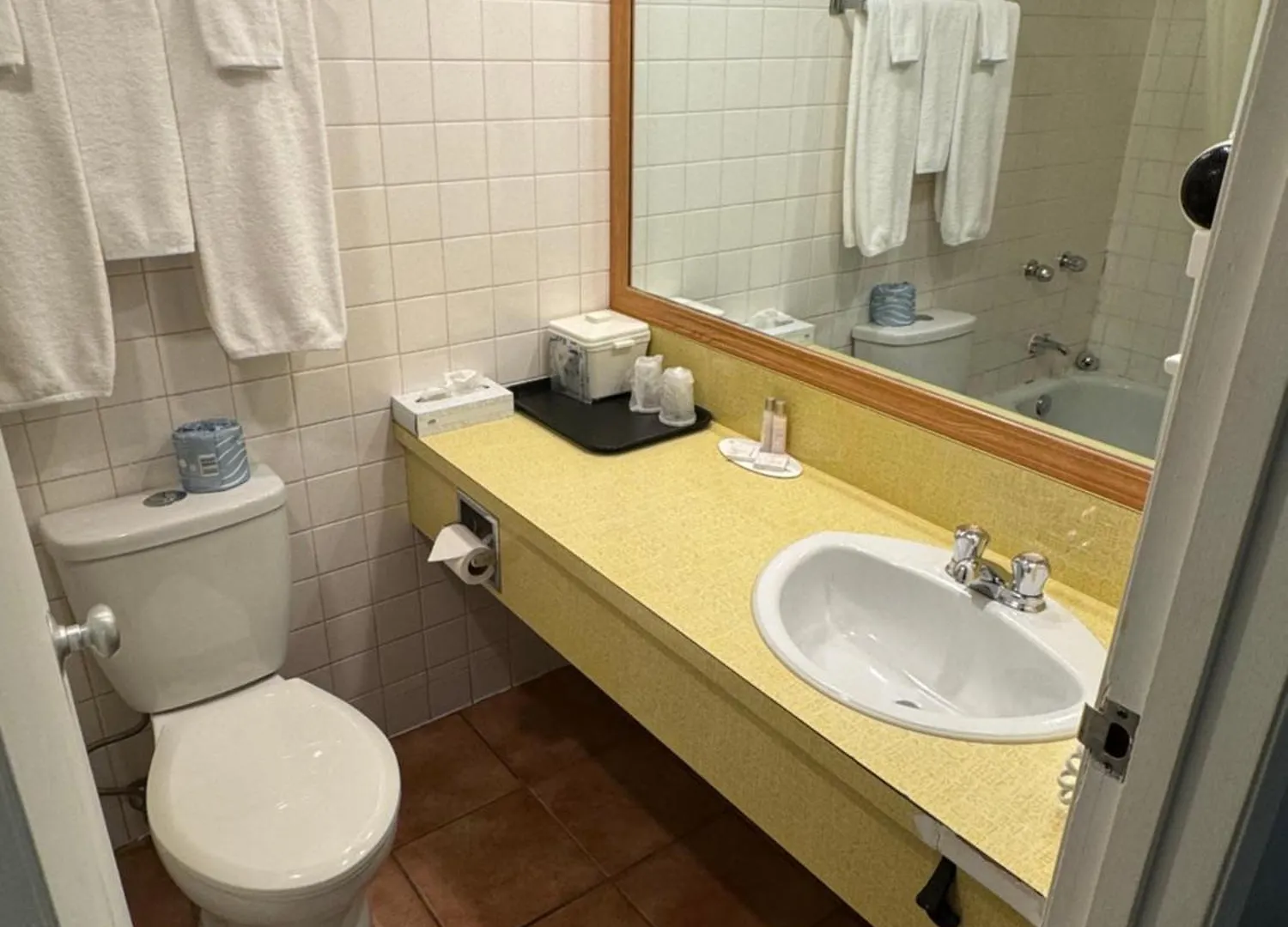 Travelodge By Wyndham Winnipeg Airport