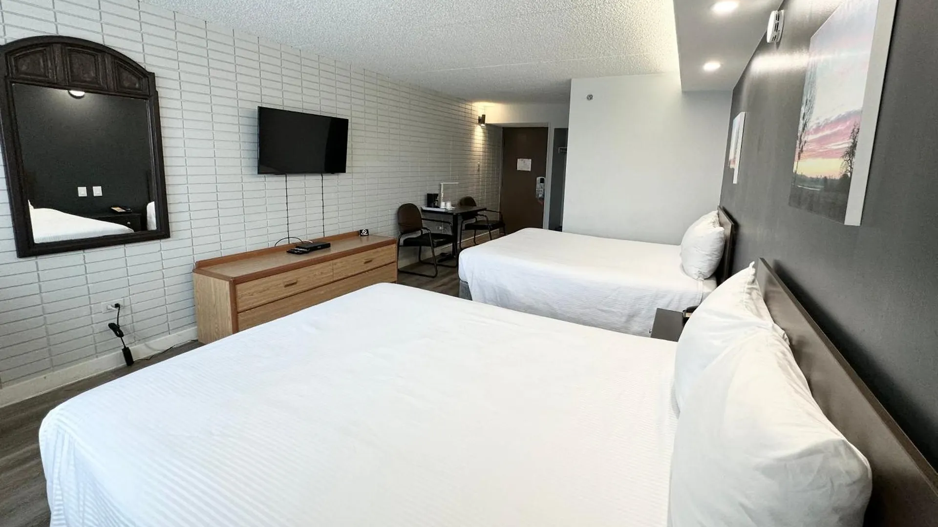** Hotel Travelodge By Wyndham Winnipeg Airport Canada